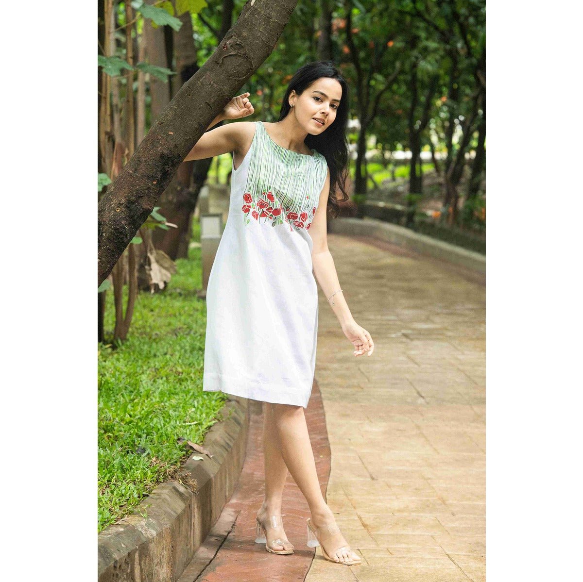 Meher Pearl White Shift Linen Blend Dress With Hand Painting – Womens Dress on Brown Living™. SKU: HD1002XSN. Img 5.