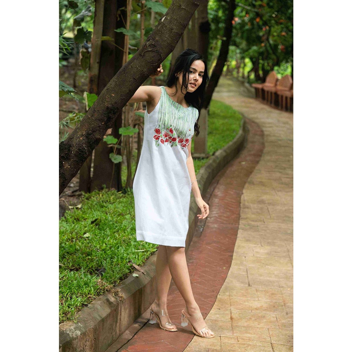 Meher Pearl White Shift Linen Blend Dress With Hand Painting – Womens Dress on Brown Living™. SKU: HD1002XSN. Img 3.
