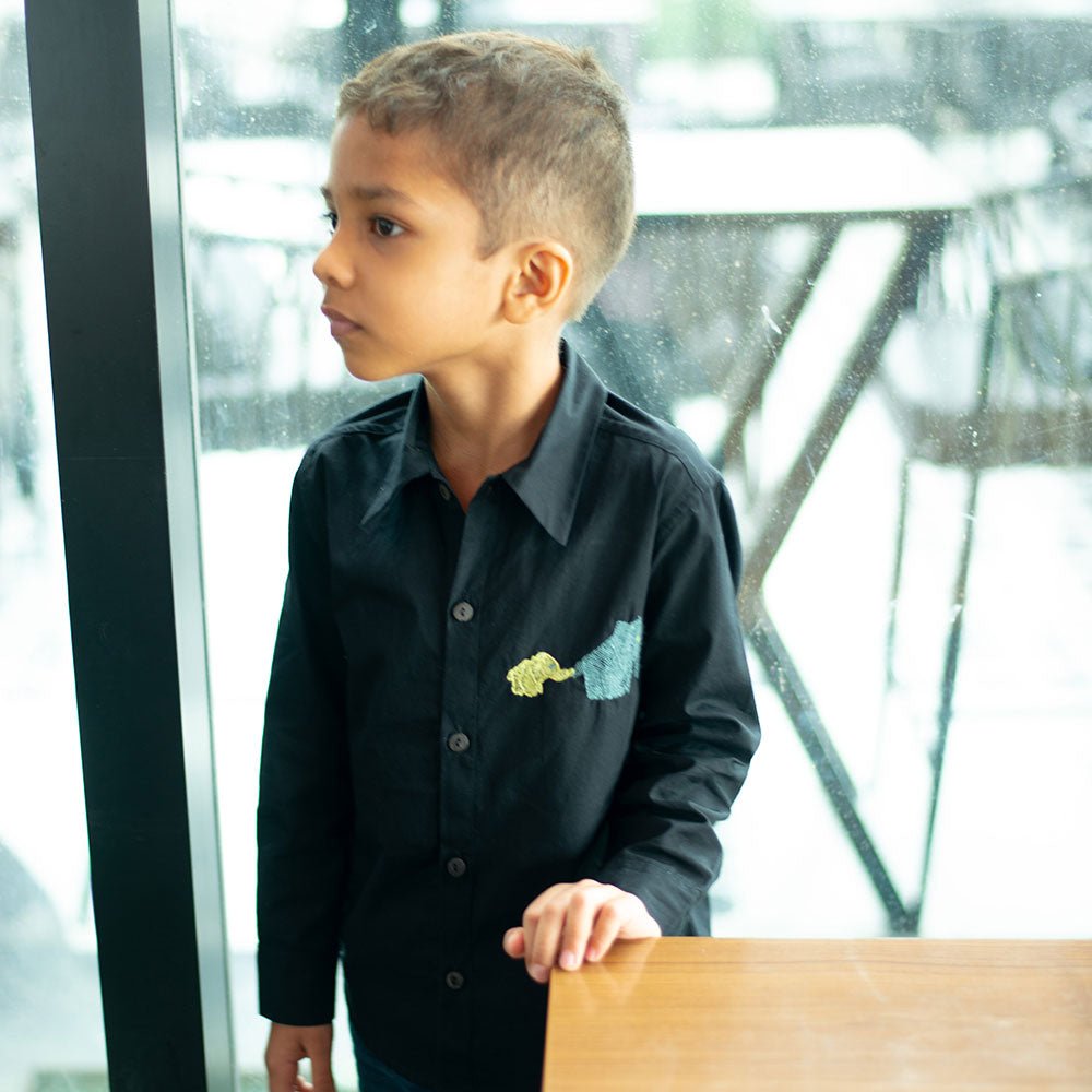 Mini Elephants Embroidered Organic Cotton Shirt - Black – Kids Shirts on Brown Living™. SKU: NANFS005EMB052 - 18M. Img 1.
