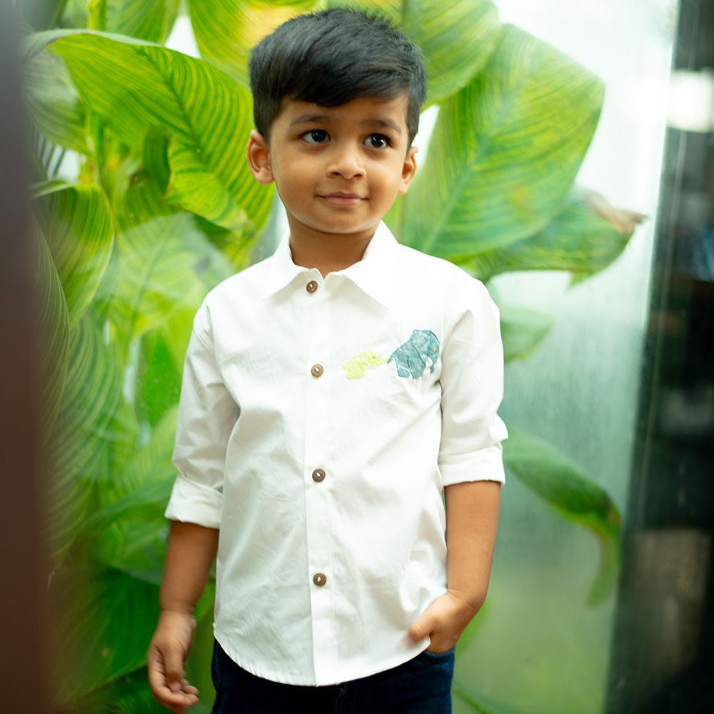 Mini Elephants Embroidered Organic Cotton Shirt - White – Kids Shirts on Brown Living™. SKU: NANFS001EMB052 - 24M. Img 2.