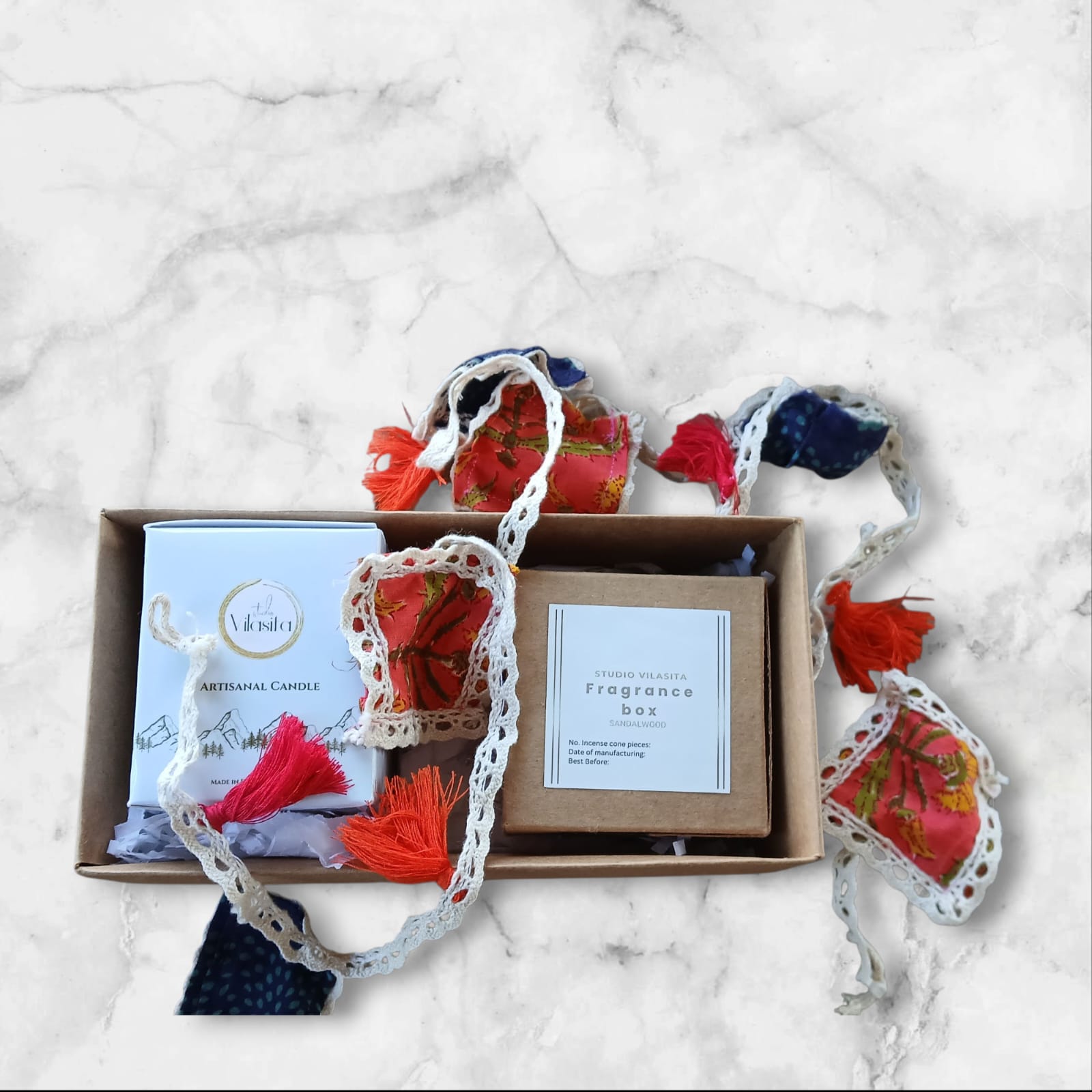 Mini Gift Box – Handmade Eco Friendly Small Gifting Box – Gift Hampers on Brown Living™. SKU: GIFT2025MINI. Img 3.
