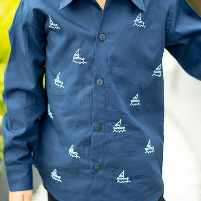 Mini Sail Boats Embroidered Organic Cotton Shirt – Kids Shirts on Brown Living™. SKU: NANFS007EMB053 - 18M. Img 3.
