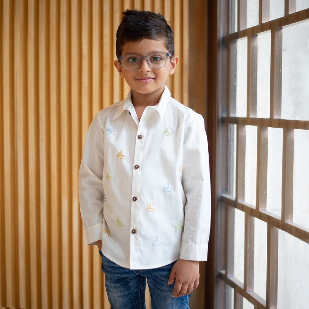 Mini Sail Boats Embroidered Organic Cotton Shirt - White – Kids Shirts on Brown Living™. SKU: NANFS001EMB053 - 18M. Img 1.