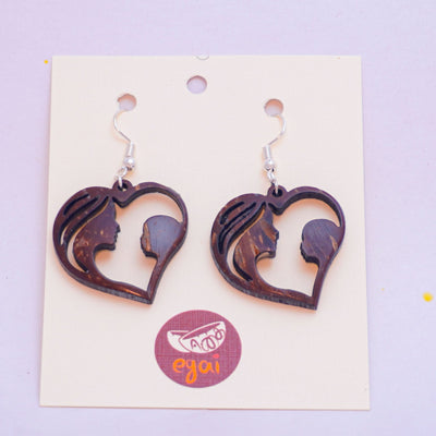 Mom With Baby Pendant And Earring Set Motherhood Jewellery – Womens Jewelry Sets on Brown Living™. SKU: EAR-MAD-032. Img 4.