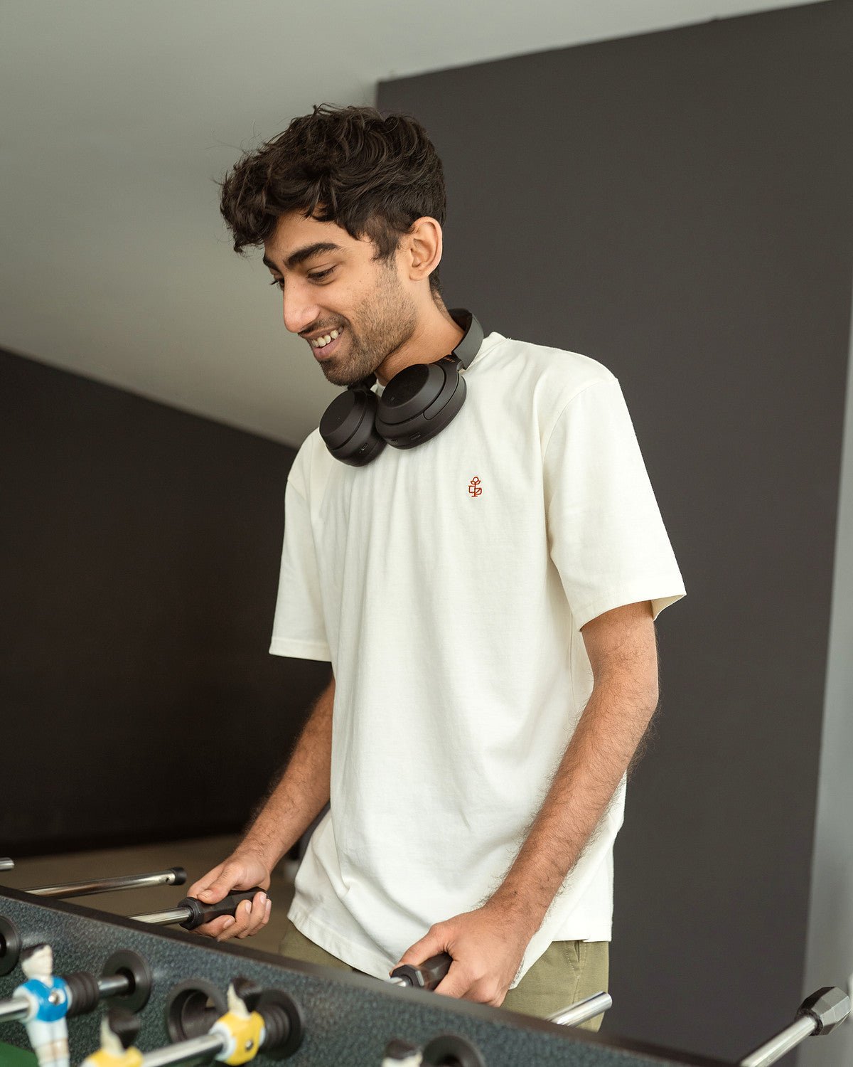 Motif Organic Cotton T-Shirt | White | Sustainable Everyday Wear – Mens T-Shirt on Brown Living™. SKU: PB2512-TSH-MTW-L. Img 13.