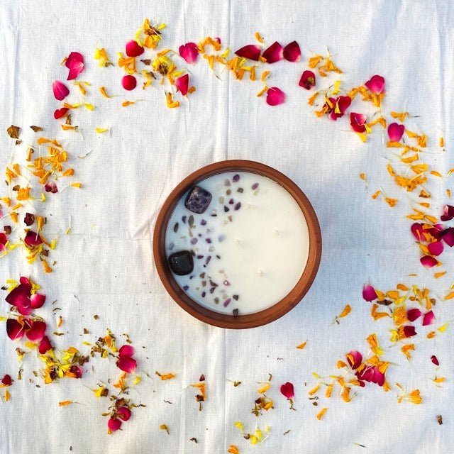Nalika Candles | 5 wick and 7 wick | Citronella and Peppermint – Outdoor Candles by Pravaah India available on Brown Living™. 5 Wick . SKU: CAN006_A5_BL. Img 1.