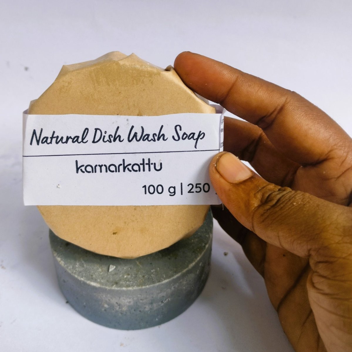 Natural Dish Wash Bar – Cleaning Products by Kamarkattu Ecostore available on Brown Living™. 250 g Block With Wooden Soap Dish. SKU: mdwball. Img 1.