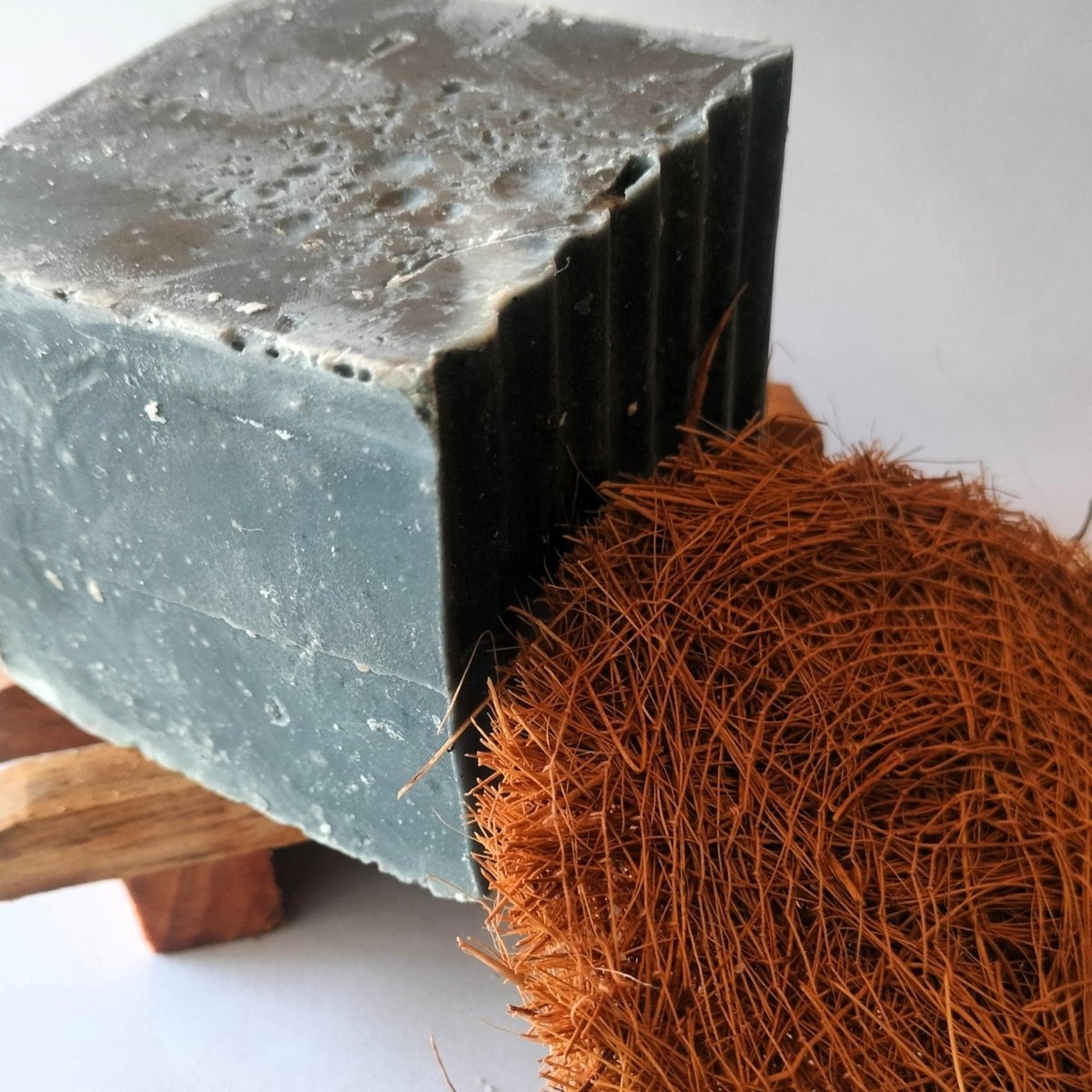 Natural Dish Wash Bar – Cleaning Products by Kamarkattu Ecostore available on Brown Living™. 250 g Block With Wooden Soap Dish. SKU: mdwball. Img 2.