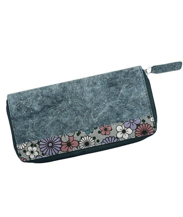 Natural Floral Wallet | Made of coconut leather – Womens Wallet on Brown Living™. SKU: SKU-127. Img 7.