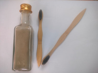 Natural Tooth powder 40g with 2 Bamboo Toothbrushes - Combo Kit – Tooth Cleaning Powder on Brown Living™. SKU: 148 - 07055 - NTP2TB_KK. Img 4.