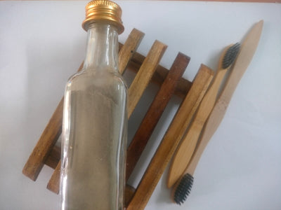 Natural Tooth powder 40g with 2 Bamboo Toothbrushes - Combo Kit – Tooth Cleaning Powder on Brown Living™. SKU: 148 - 07055 - NTP2TB_KK. Img 3.