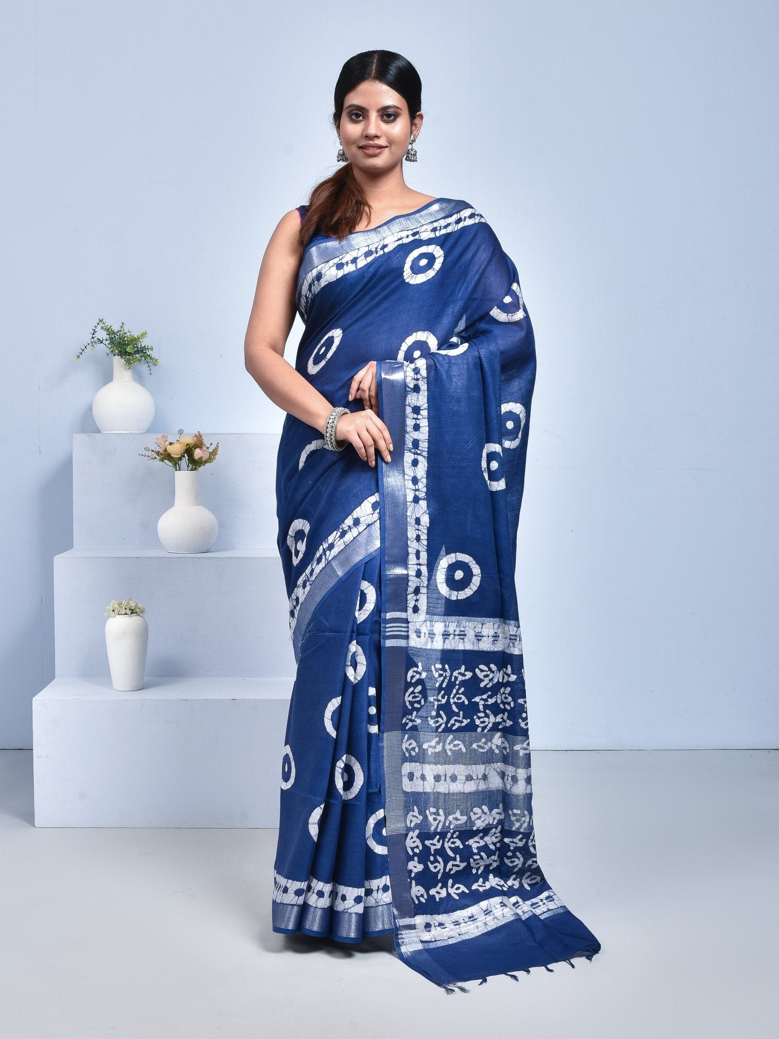 Navy Blue Traditional Batik Design Pure Linen Saree – Womens Saree on Brown Living™. SKU: STRLINSAR18. Img 3.