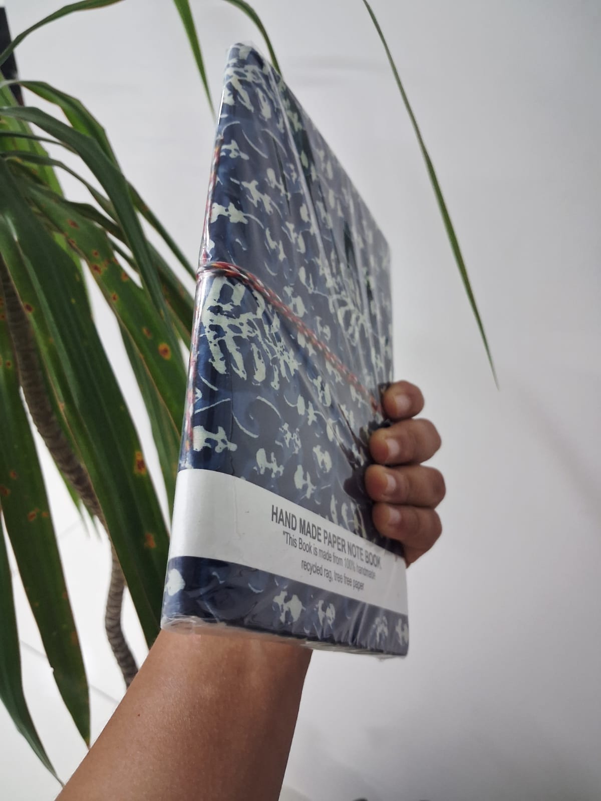 Neela Fabric Handmade Diary – Notebooks & Notepads on Brown Living™. SKU: kj16. Img 3.