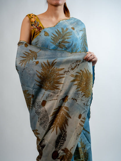 Neela Silk Sari – Handwoven Traditional Pure Silk Sari – Womens Saree on Brown Living™. SKU: sarineela. Img 2.