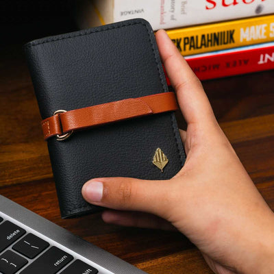 Neith - Cactus Leather Cardholder | Vegan Leather & Cork (Green) – Card Sleeves on Brown Living™. SKU: CHGH_8006. Img 15.