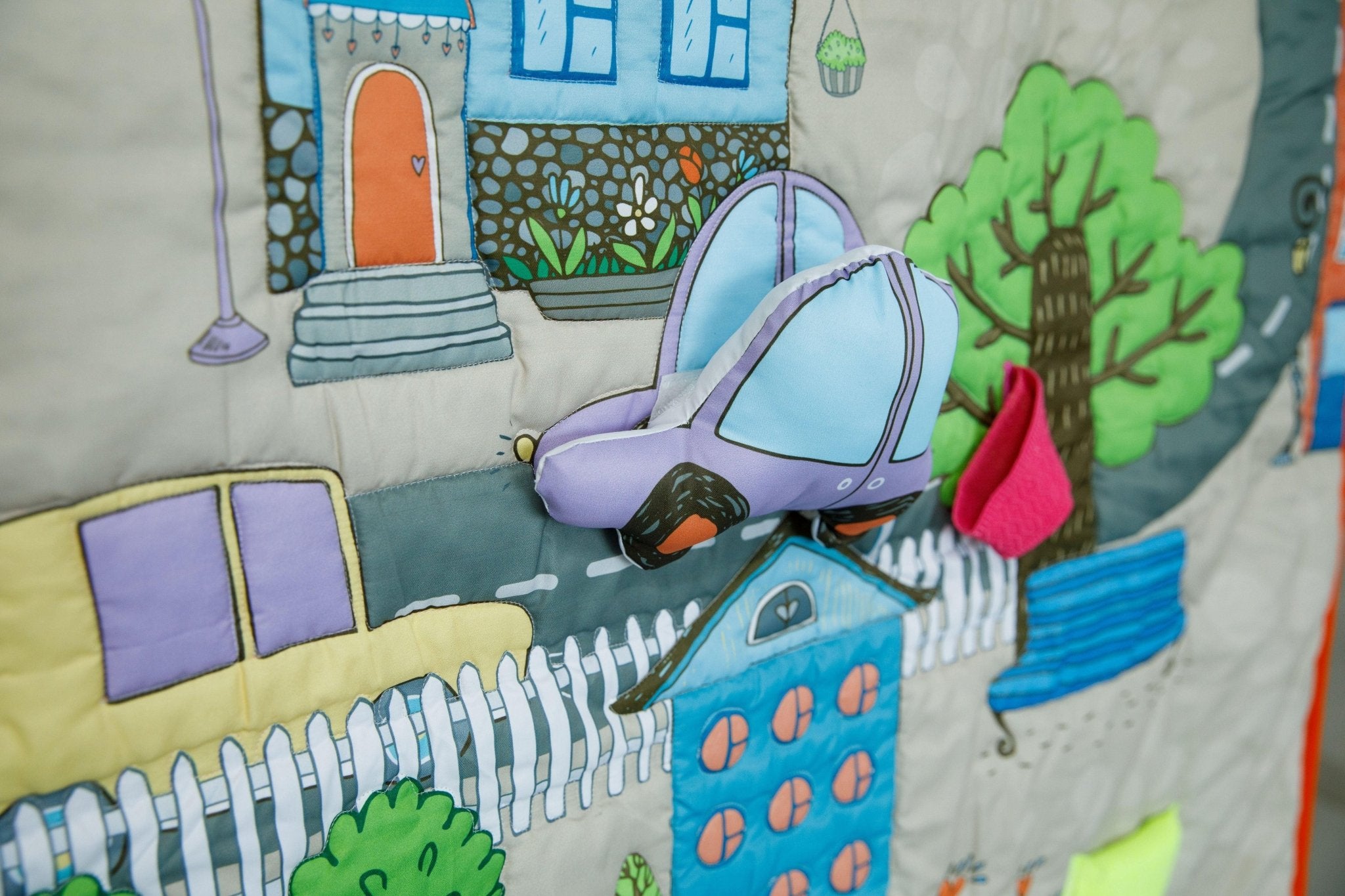 Newborn Sensory Playmat City Theme Baby Play Mat – Play Mats on Brown Living™. SKU: NSPCITY. Img 2.