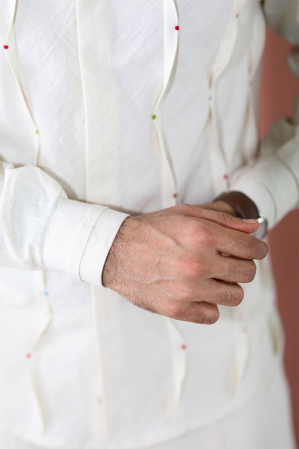 Niran Kora Khadi Shirt | Handwoven Cotton Khadi Shirt for Men – Men Shirt on Brown Living™. SKU: DL0144XSn. Img 4.