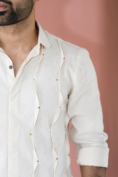 Niran Kora Khadi Shirt | Handwoven Cotton Khadi Shirt for Men – Men Shirt on Brown Living™. SKU: DL0144XSn. Img 2.