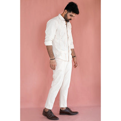 Niran Kora Khadi Shirt | Handwoven Cotton Khadi Shirt for Men – Men Shirt on Brown Living™. SKU: DL0144XSn. Img 6.