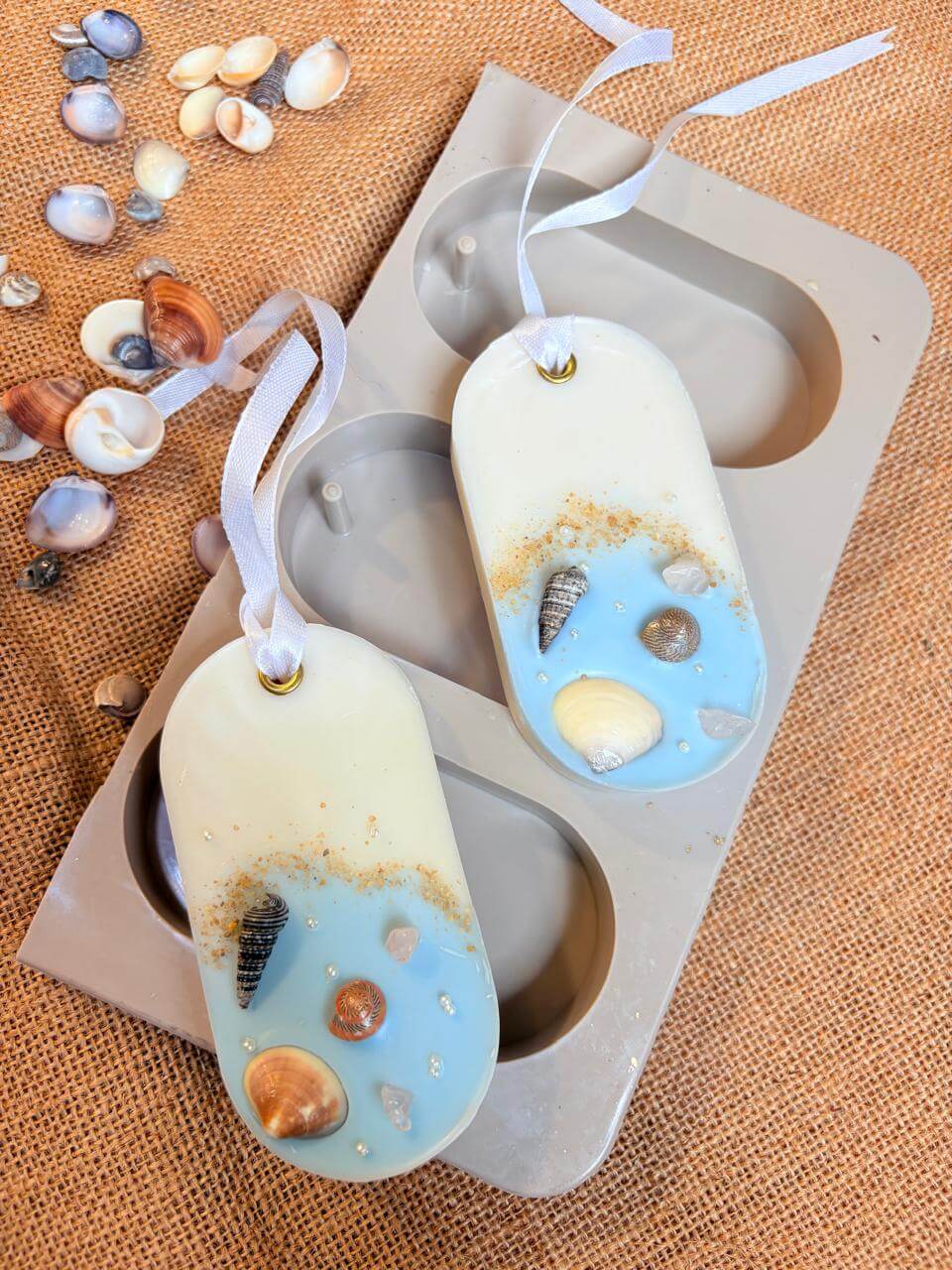 Ocean Breeze Wax Fragrance Tablets | Set of 2 Scented Wax Tablets – Candles & Fragrances on Brown Living™. SKU: LUSH_0056. Img 1.