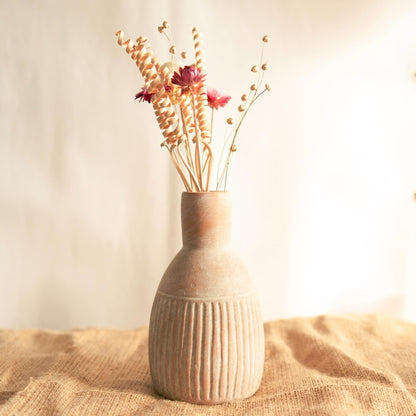 Old World Bloom - Vase Set with Dried Flowers – Home Decor by ArteCasa available on Brown Living™. . SKU: V - 350. Img 4.
