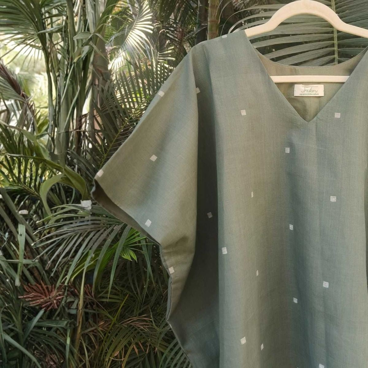 Oliva Jamdani Cotton Kaftan Top For Women – Womens Top on Brown Living™. SKU: JDS6021-XS. Img 3.