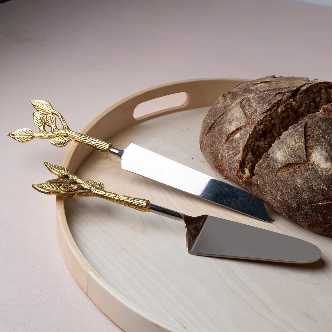 Patram Cake and Knife – Kitchen Tools by Pravaah India available on Brown Living™. . SKU: PRA23HD001BL. Img 4.