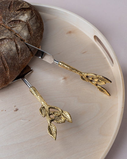 Patram Cake and Knife – Kitchen Tools by Pravaah India available on Brown Living™. . SKU: PRA23HD001BL. Img 2.