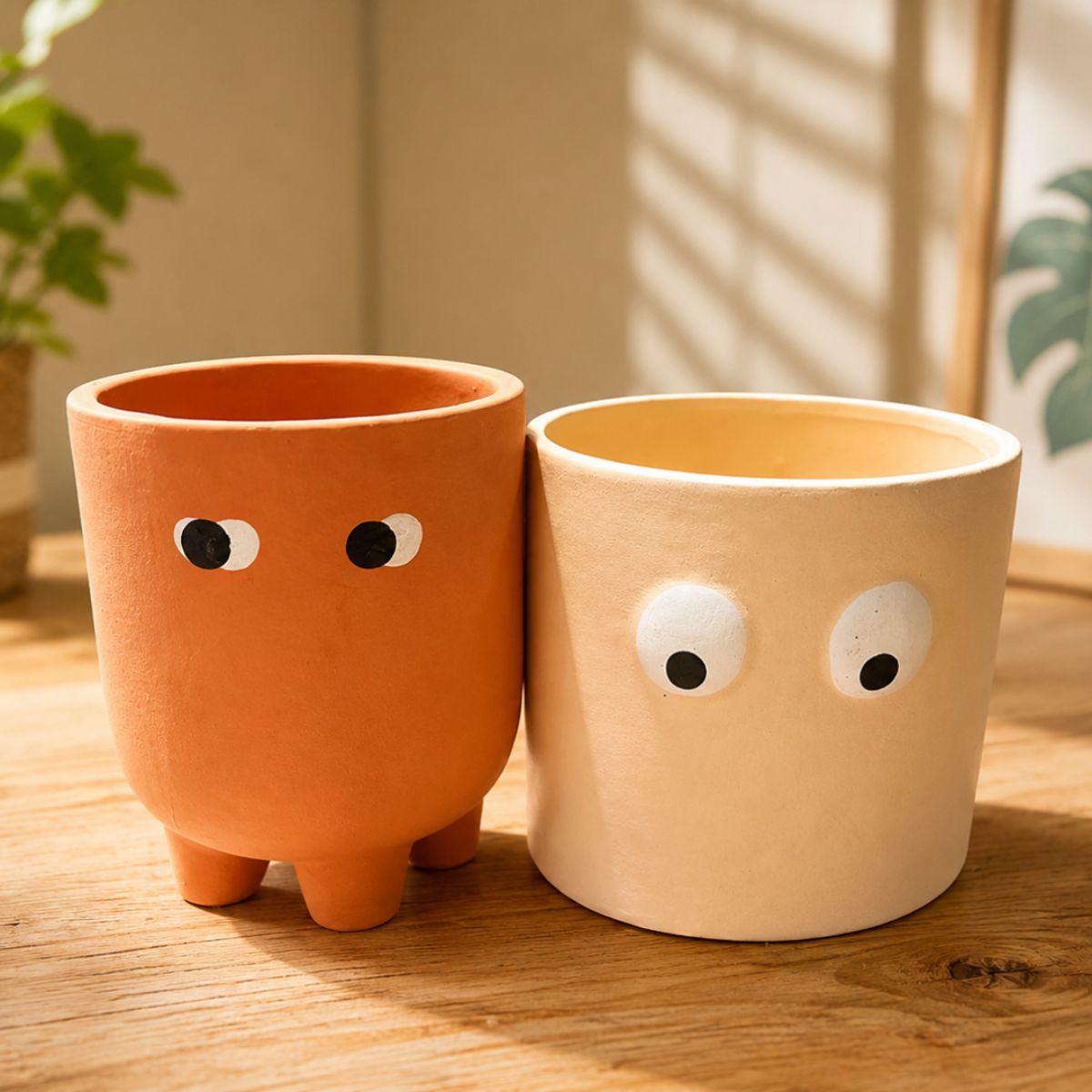 Petite Face Planter Set of 2 | Orange & White Decorative Planters – Ceramic Planter on Brown Living™. SKU: D-483. Img 7.