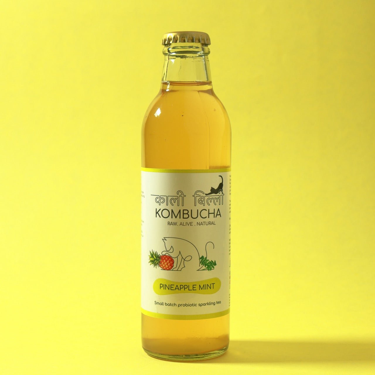 Pineapple Mint Kombucha 250ml | Refreshing Probiotic Fermented Tea – Health & Energy Drinks on Brown Living™. SKU: KBKPM. Img 1.