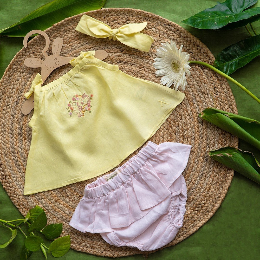 Pink Frills Hemp Bloomers Rash Free Soft Baby Bottom Wear – Kids Inner Wear on Brown Living™. SKU: ARN010_0-3. Img 3.