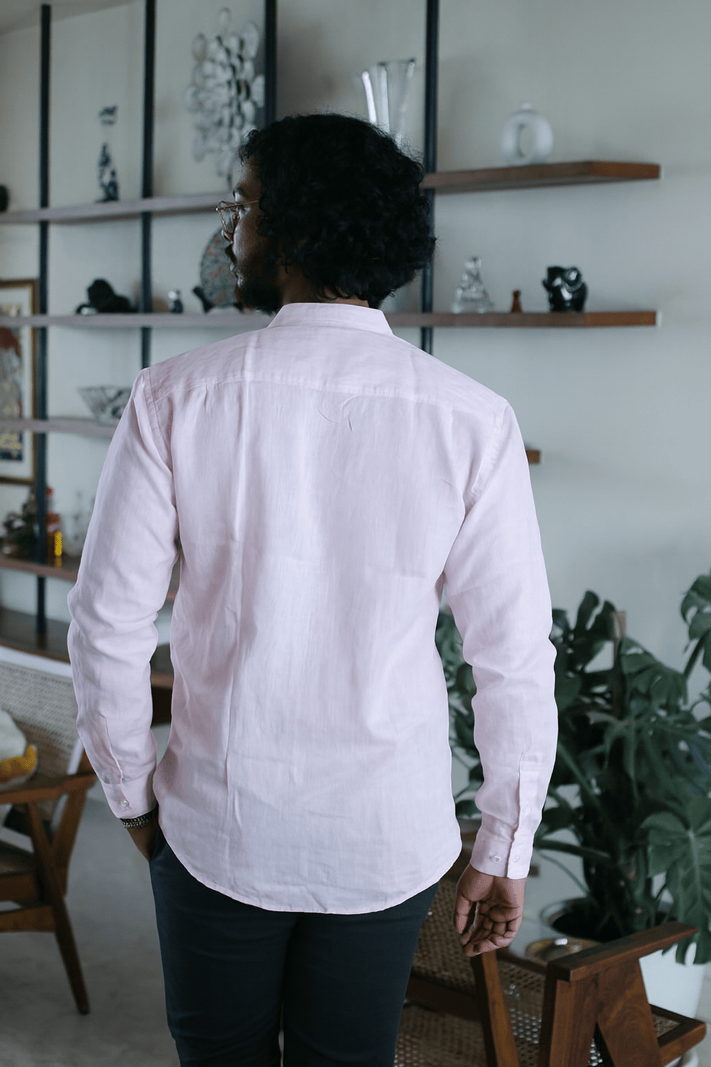 Pink Pure Linen Mandarin - Long Sleeve Shirt – Men Shirt on Brown Living™. SKU: ANTPLMLSSPM. Img 2.