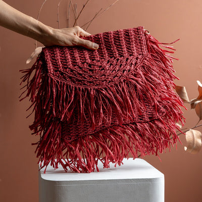 Poppy Raffia Bag | Handwoven Natural Raffia Everyday Bag – Handbags on Brown Living™. SKU: S24POPPYRA200-CR. Img 4.