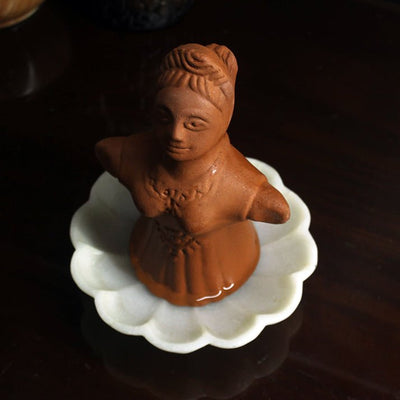 Porus Terracotta Rani Putul Air Aroma Diffuser for Indoor Table Top | Set of 1 Doll + 6 Perfumes 10 ml Each – Fragrance Diffusers on Brown Living™. SKU: ADF - RPL1/F6/10. Img 1.