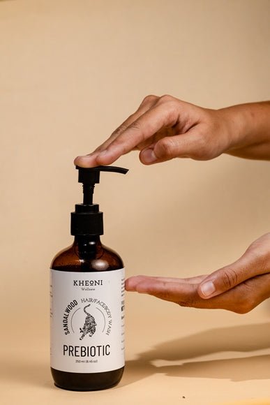 Prebiotic Sandalwood | 3 - in - 1 Hair, Face & Body Wash – Body Wash on Brown Living™. SKU: PRTISA250L. Img 3.