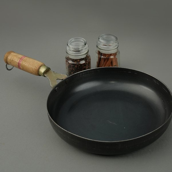 Pure Iron Handmade Family Combo (Kadai+ Fry Pan+ Round Wok+ Dosa Tawa) – Cookware on Brown Living™. SKU: Iron-Combo-5-4350g-packof4. Img 2.