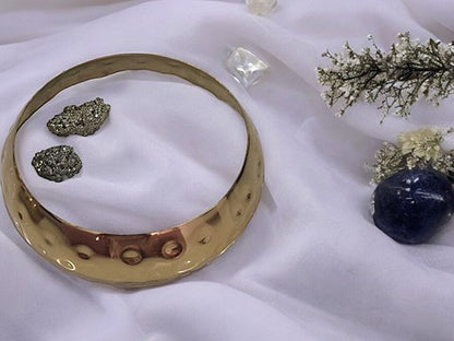 Pyrite Urli Soy Wax Candle - Pack of 1 – Candles & Fragrances on Brown Living™. SKU: BL_ASC_PU. Img 3.