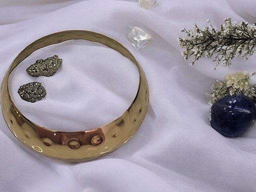 Pyrite Urli Soy Wax Candle - Pack of 1 – Candles & Fragrances on Brown Living™. SKU: BL_ASC_PU. Img 3.