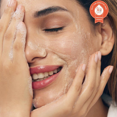 Refreshing Facial Cleanser with Niacinamide, AHA & BHA – Face Cleanser on Brown Living™. SKU: TS24001. Img 7.