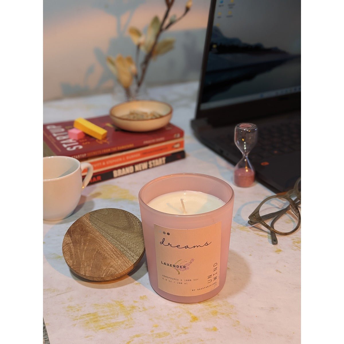 Repose Lemongrass Aroma Candle with Wooden Lid | Soy Wax Candle – Candles & Fragrances on Brown Living™. SKU: SSAS-229LAVR. Img 2.