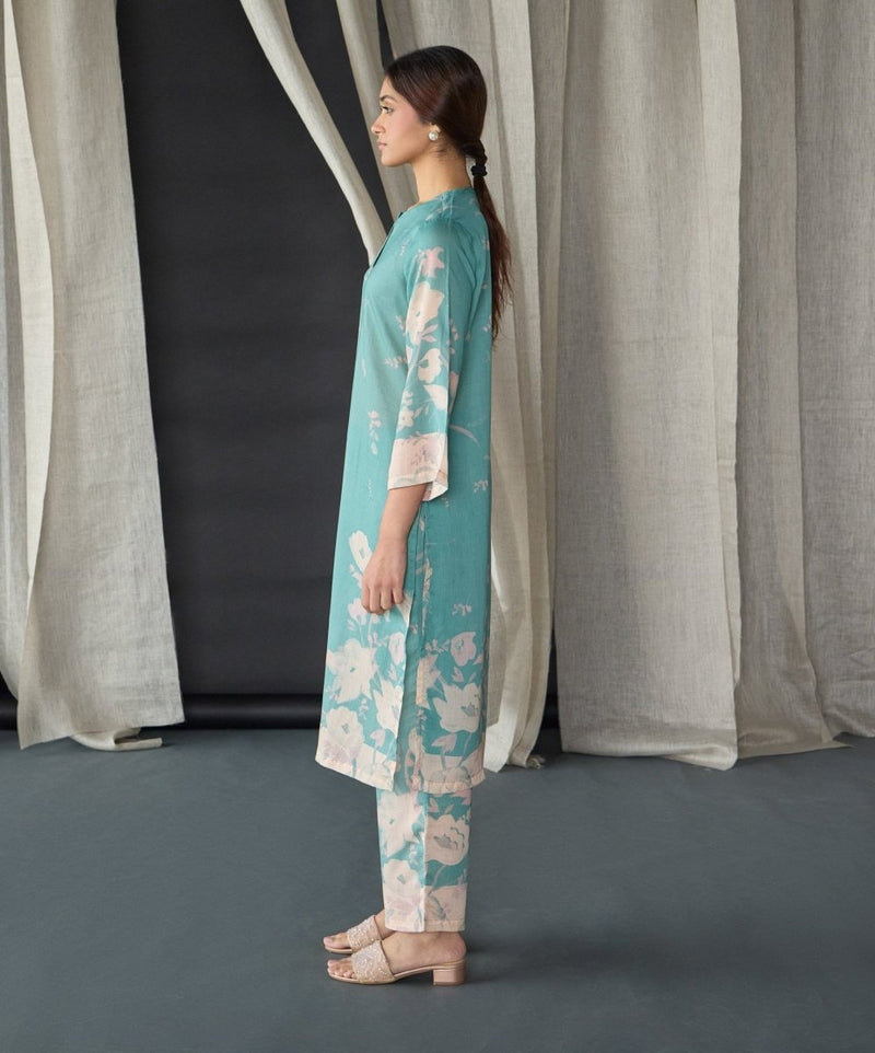 Retro Blue Floral Tencel Kurta (Set of 2) | Verified Sustainable Womens Kurta on Brown Living™