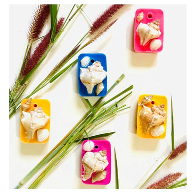 Reusable Seashell Wax Tablet with Refill Fragrance |Large Aroma Tablet – Candles & Fragrances on Brown Living™. SKU: MBYLSLVCN1. Img 1.