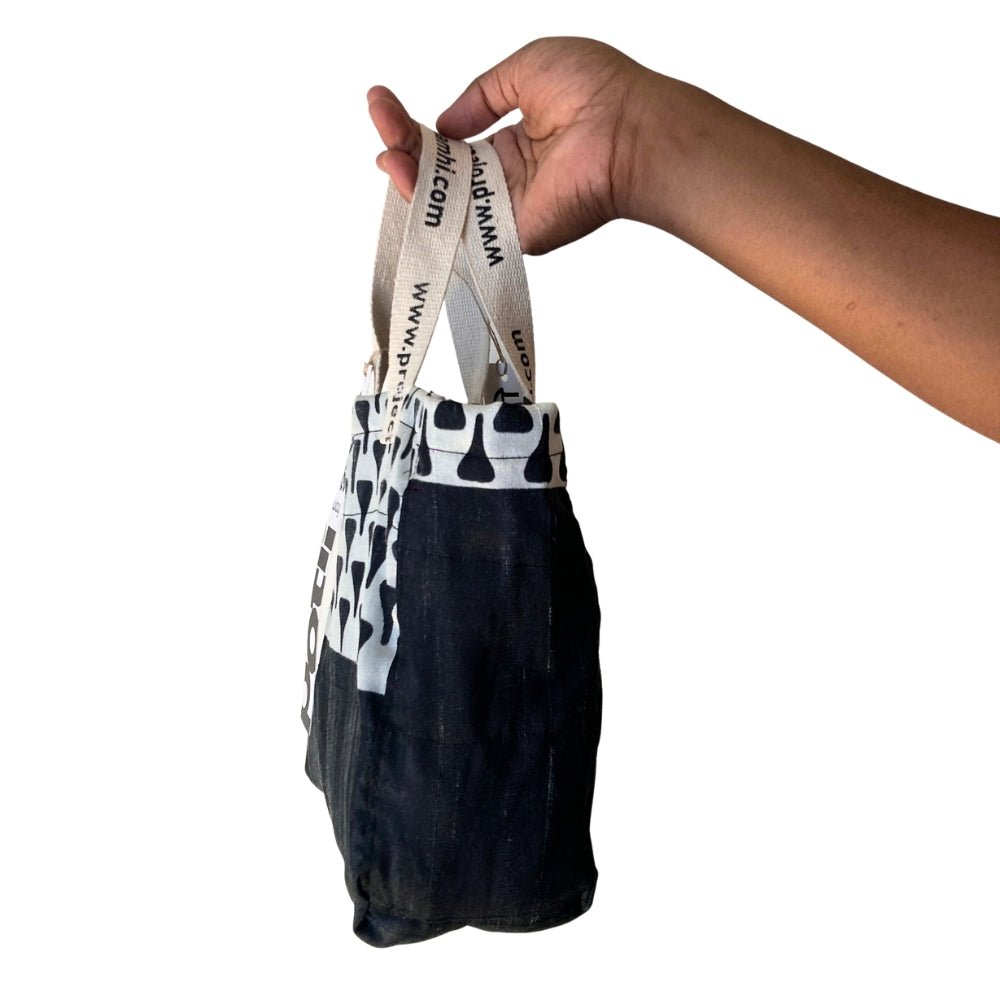 Reusable Tiffin Bag Upcycled Lunch Carry Bag – Bags on Brown Living™. SKU: ASWMTIFBLACK. Img 3.