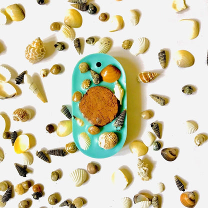 Reusable Wardrobe Freshener Textured Wax Tablet - Pack of 1 – Candles & Fragrances on Brown Living™. SKU: RCFWXWTTXOB1. Img 4.