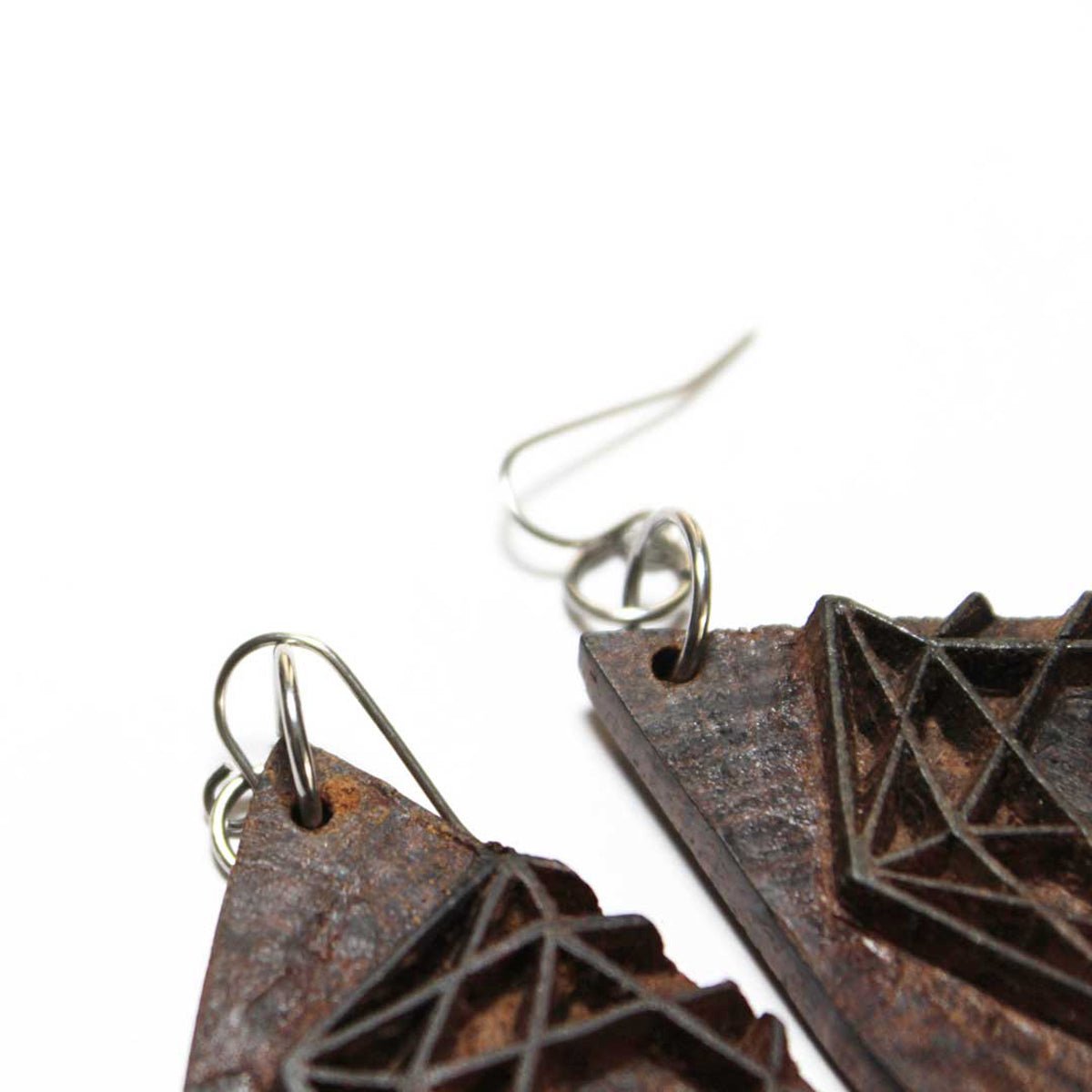Rohini Rekh Wooden Earrings With Wood Block Carving – Jewellery on Brown Living™. SKU: UARKHWJER008. Img 4.