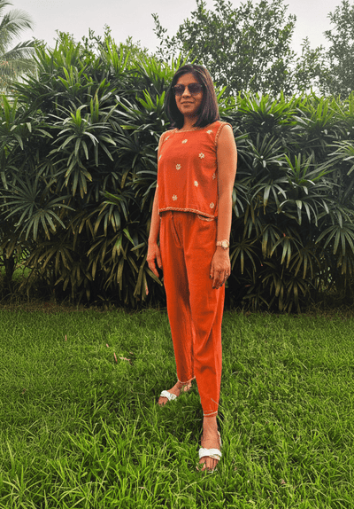 Rust Daisies Organic Cotton Naturally Dyed Coord Set – Womens Dress on Brown Living™. SKU: RDCM. Img 4.