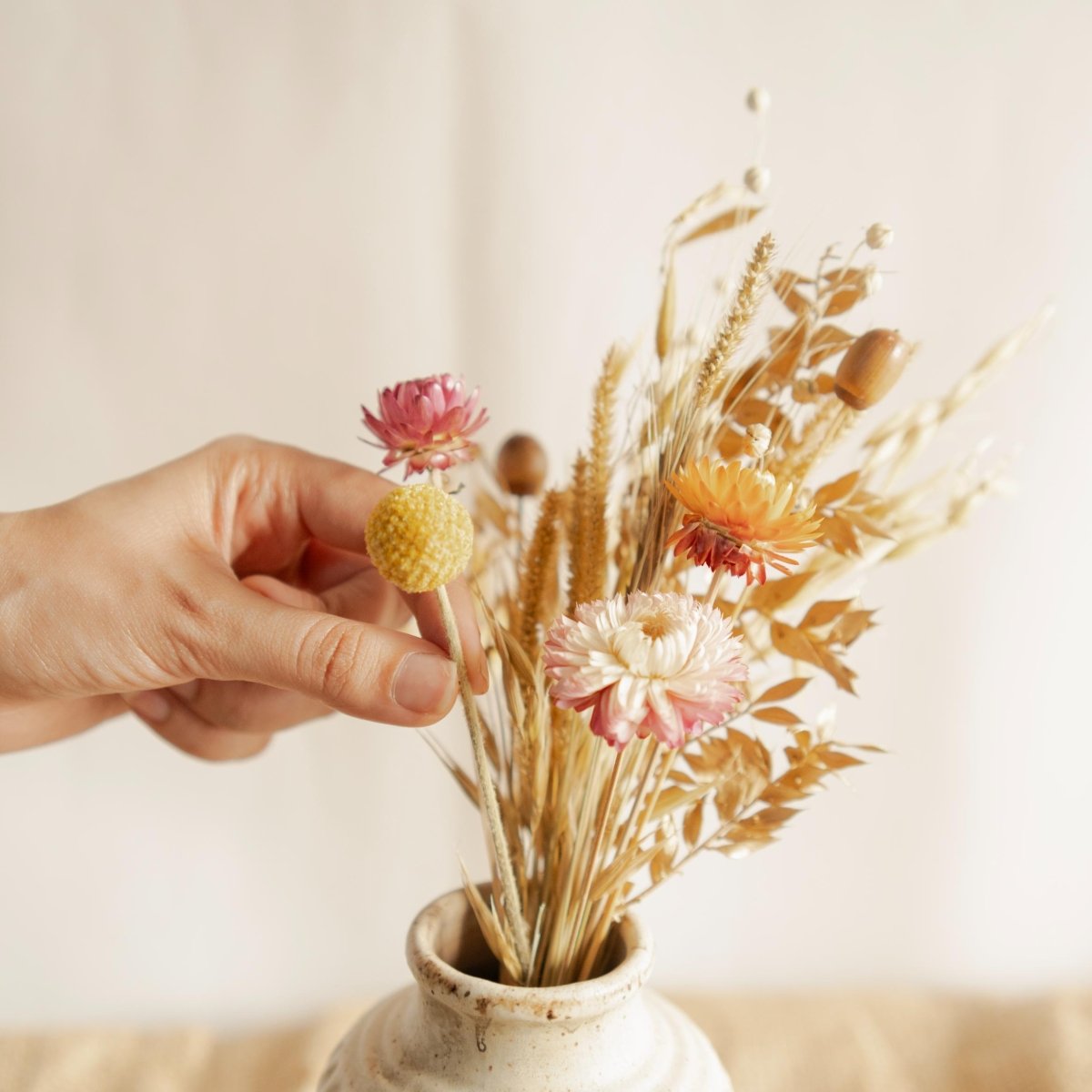 Rustic Bloom - Handmade Vase with Dried Flowers – Home Decor by ArteCasa available on Brown Living™. . SKU: V - 351. Img 4.