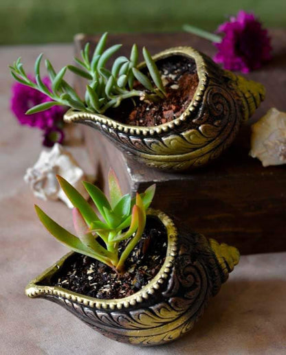 Sankh Planter 5 Inch | Decorative Terracotta Indoor & Outdoor Pot – Home & Garden on Brown Living™. SKU: PL15-2. Img 4.