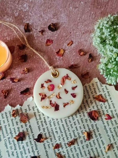 Scented Soywax Air Freshener Sachet - Circle 20g – Candles & Fragrances on Brown Living™. SKU: CTC04301. Img 5.