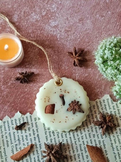 Scented Soywax Air Freshener Sachet - Circle Frame 40g – Candles & Fragrances on Brown Living™. SKU: CTC05504. Img 3.